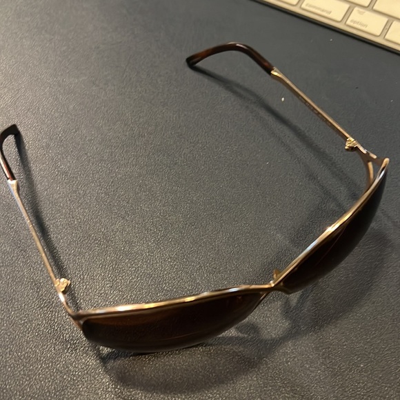 Tom Ford Sunglasses [unsure of the style name] - Picture 4 of 5